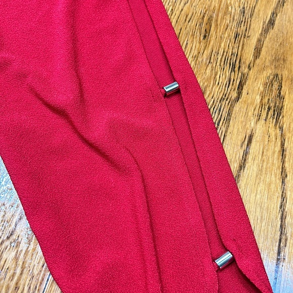 Easywear by Chico’s red top with cutout details on sleeves. Size 2 (Medium). - Picture 8 of 9